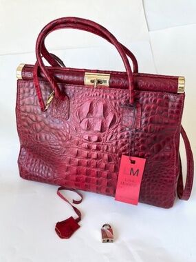 Lisa Minardi Cherry Red Leather Croc Embossed  Handbag/ Shoulder New